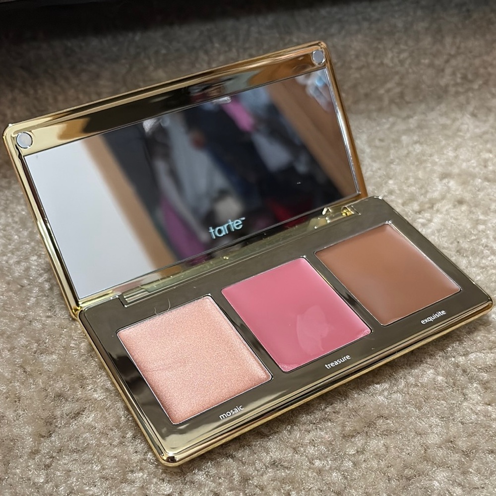 Tarte Modern Mosaic Face Pallate
